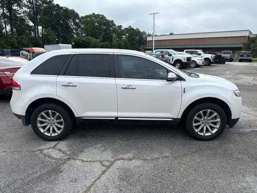 White Platinum Clearcoat Metallic 2013 Lincoln MKX Base