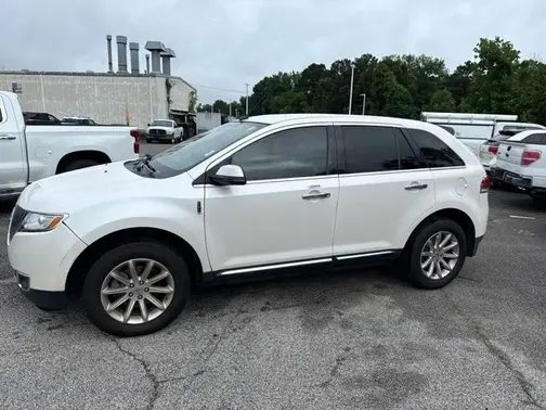 White Platinum Clearcoat Metallic 2013 Lincoln MKX Base