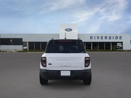 Oxford White 2025 Ford Bronco Sport Outer Banks®