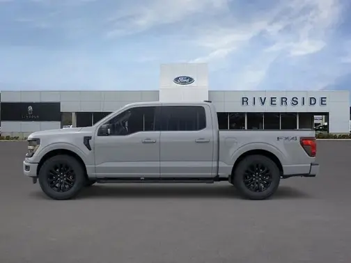Avalanche 2026 Ford F-150 XLT