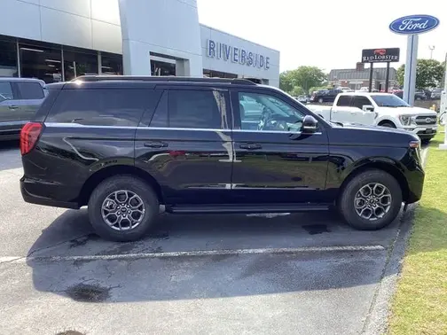 Agate Black Metallic 2026 Ford Expedition Active