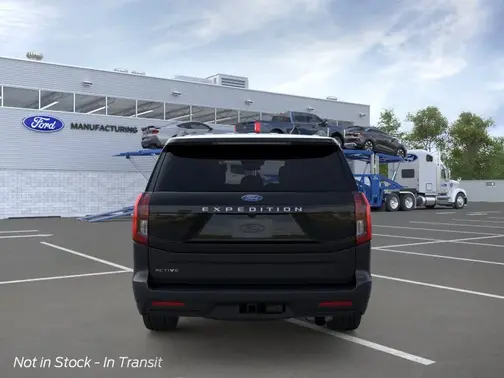 Agate Black Metallic 2026 Ford Expedition Active