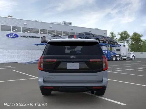 Glacier Gray Metallic Tri-Coat 2026 Ford Expedition Platinum®