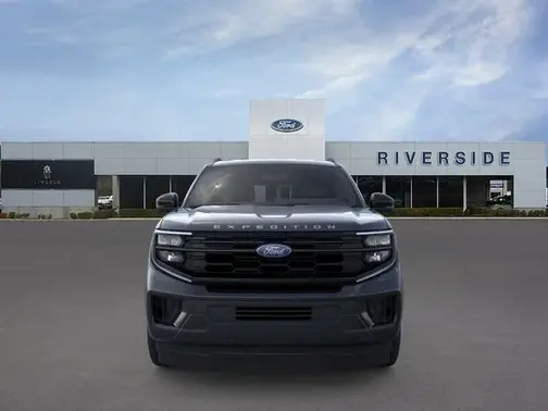 Agate Black Metallic 2026 Ford Expedition Active