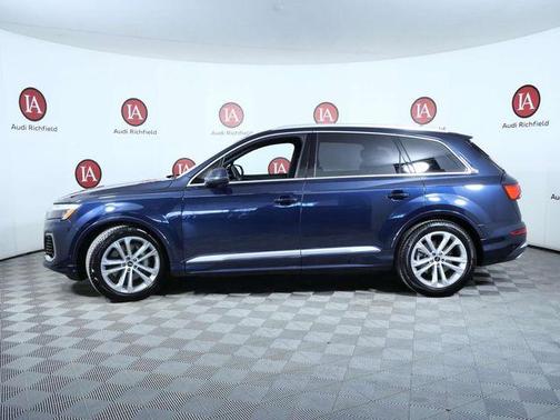 Blue Metallic 2025 Audi Q7 55 Premium Plus