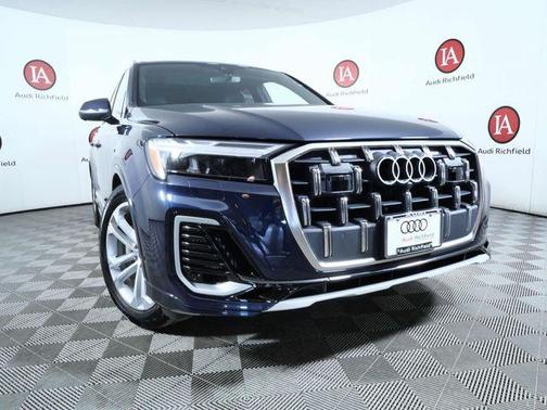 Blue Metallic 2025 Audi Q7 55 Premium Plus