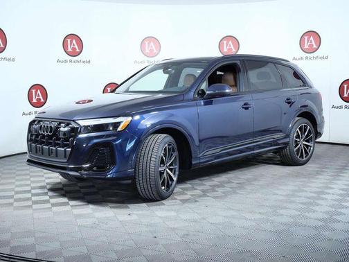2026 Audi Q7 45 Premium Plus
