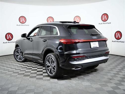2025 Audi Q5 Premium Plus