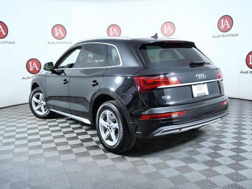 2022 Audi Q5 40 Premium