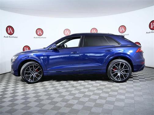 2022 Audi Q8 55 Premium Plus
