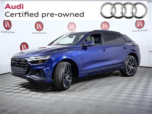 2022 Audi Q8 55 Premium Plus