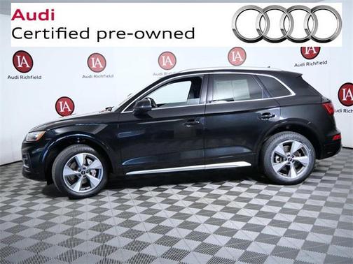 2023 Audi Q5 40 Premium Plus