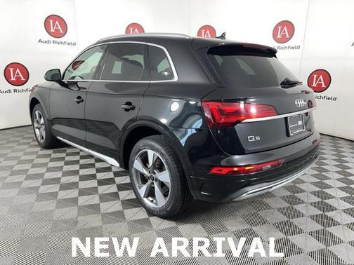 2023 Audi Q5 40 Premium Plus