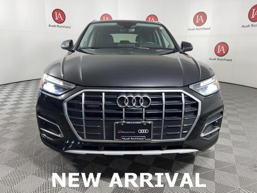 2023 Audi Q5 40 Premium Plus