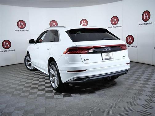 2023 Audi Q5 40 Premium Plus