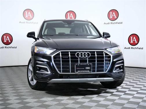 2023 Audi Q5 40 Premium Plus