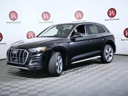 2023 Audi Q5 40 Premium Plus