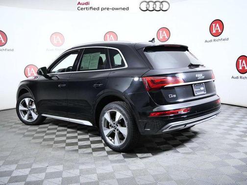 2023 Audi Q5 40 Premium Plus