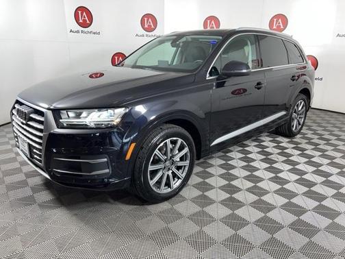 2019 Audi Q7 45 Premium Plus