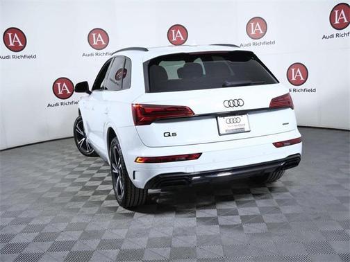 2025 Audi Q5 45 S line Premium Plus