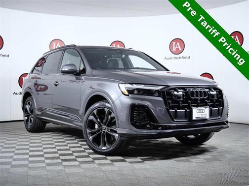2025 Audi Q7 55 Premium Plus