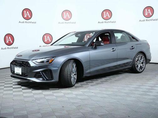 Daytona Gray Pearl Effect 2023 Audi S4 Premium Plus TFSI quattro Tiptronic