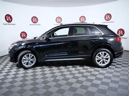 2024 Audi Q3 45 S line Premium Plus