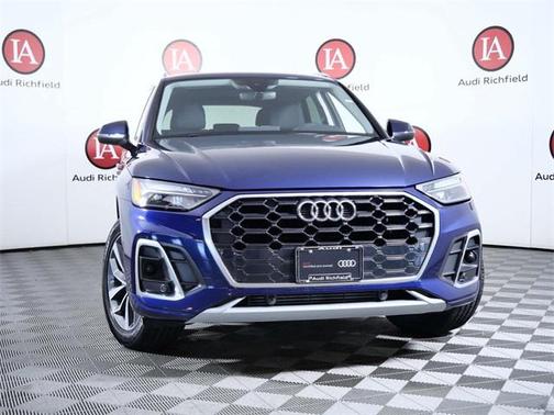 2022 Audi Q5 45 S line Premium