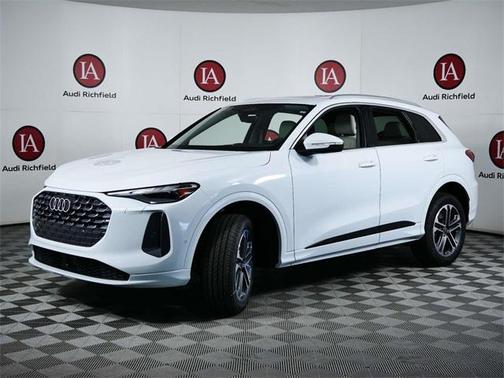 2025 Audi Q5 Premium