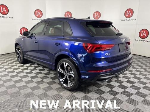 2023 Audi Q3 45 S line Premium Plus