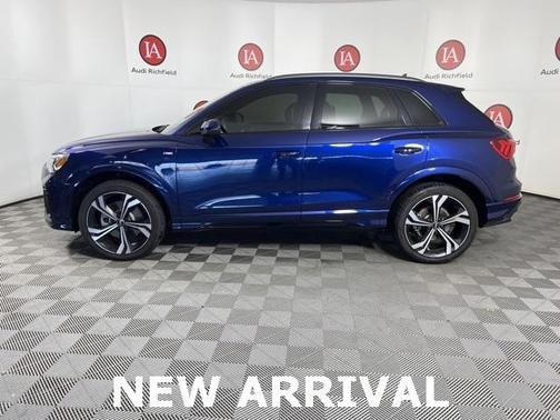 2023 Audi Q3 45 S line Premium Plus