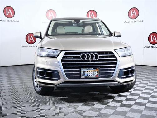 2019 Audi Q7 55 Prestige