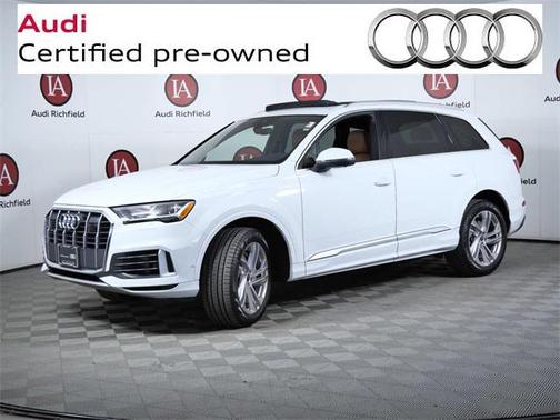 2022 Audi Q7 55 Premium Plus