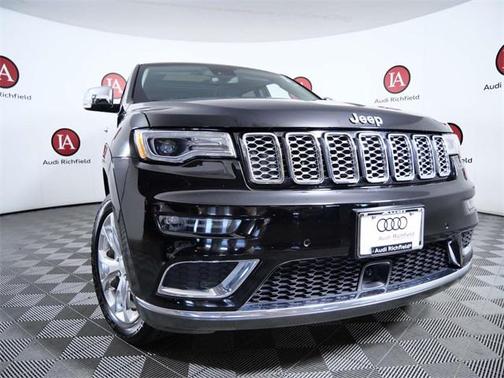 2020 Jeep Grand Cherokee Summit