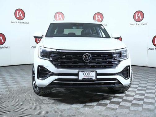 2024 Volkswagen Atlas Cross Sport 2.0T SEL Premium