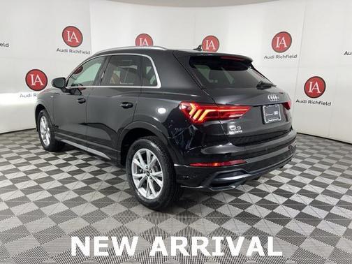 2022 Audi Q3 45 S line Premium Plus