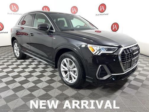 2022 Audi Q3 45 S line Premium Plus
