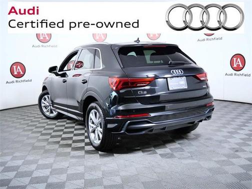 2022 Audi Q3 45 S line Premium Plus