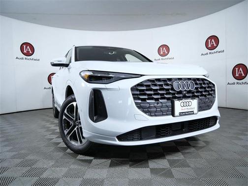2025 Audi Q5 Premium Plus