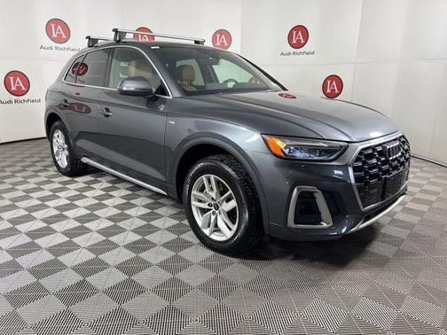 2023 Audi Q5 45 S line Premium