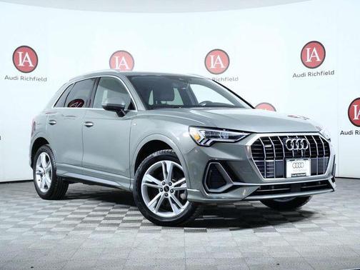 2023 Audi Q3 45 S line Premium Plus