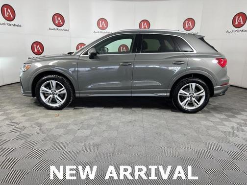 2023 Audi Q3 45 S line Premium Plus