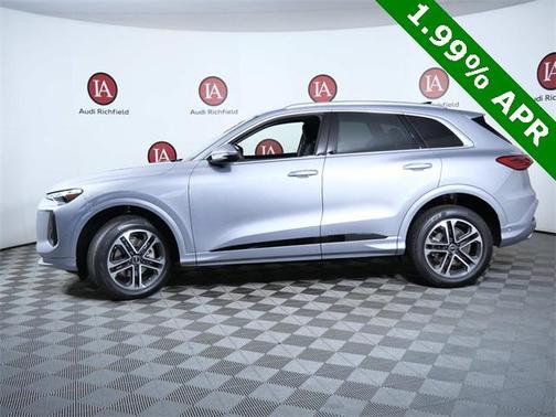 2025 Audi Q5 Premium