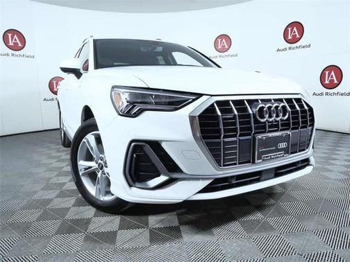2024 Audi Q3 45 S line Premium Plus