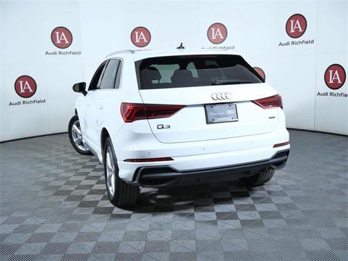 2024 Audi Q3 45 S line Premium Plus