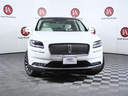 2021 Lincoln Nautilus Black Label