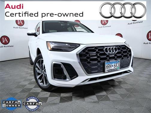 2022 Audi Q5 45 S line Premium Plus