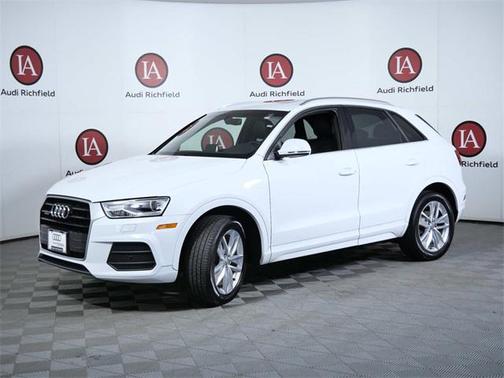 2017 Audi Q3 2.0T Premium Plus