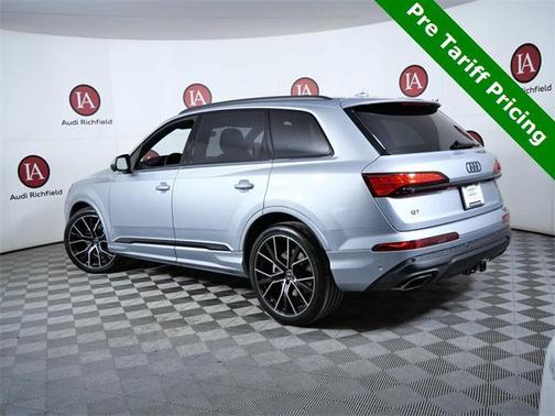 2025 Audi Q7 55 Prestige