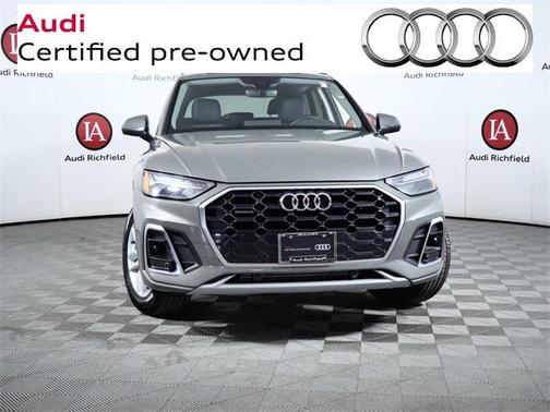 2023 Audi Q5 45 S line Premium